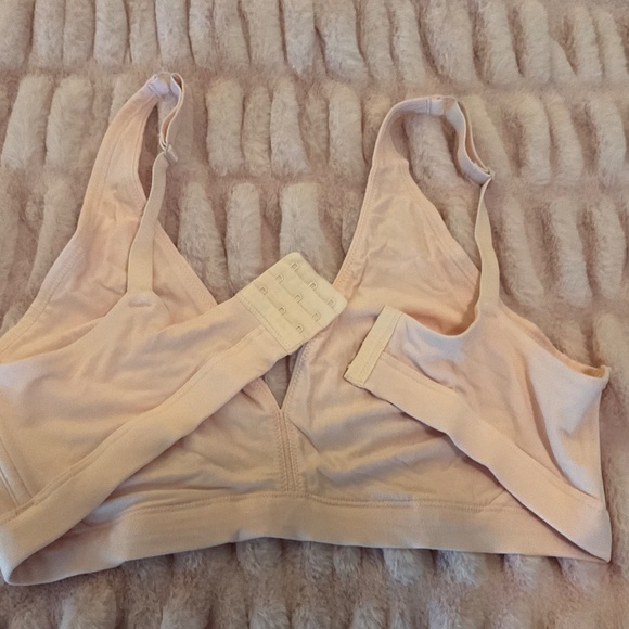 Alfani intimates XXL pink unlined bra - Picture 2 of 3